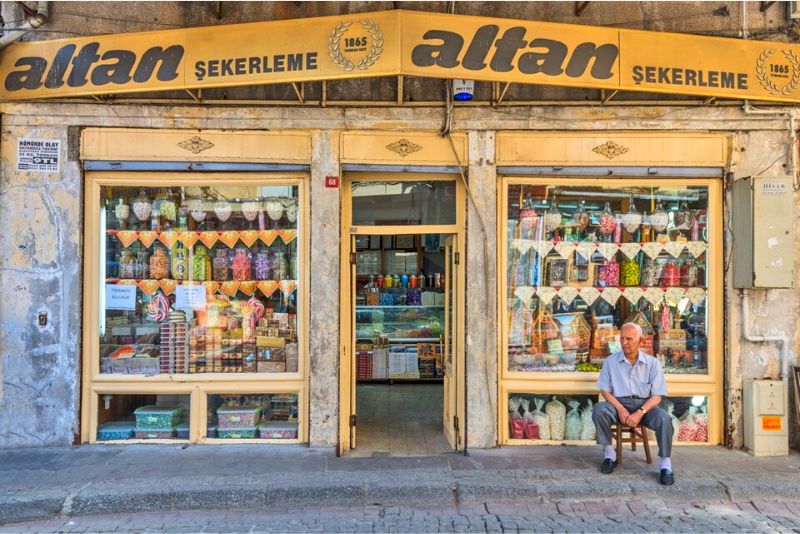 Altan Şekerleme, Istanbul