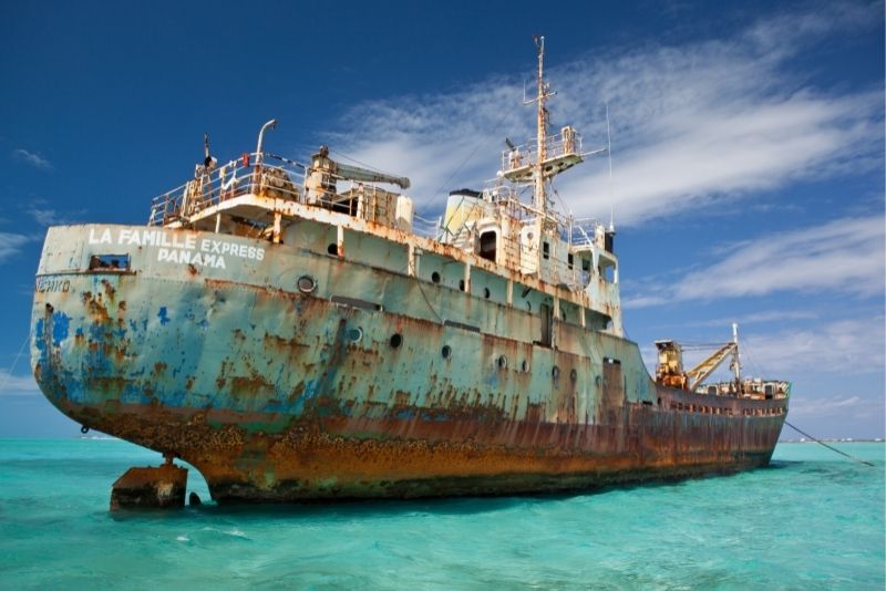 La Famille Express shipwreck, Turks and Caicos