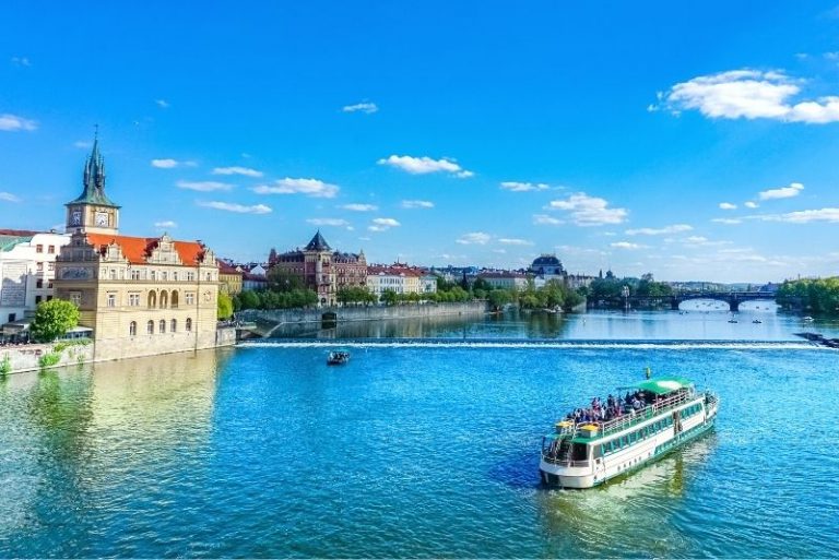 boat tour warsaw