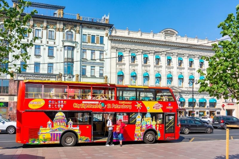 bus tours in St. Petersburg