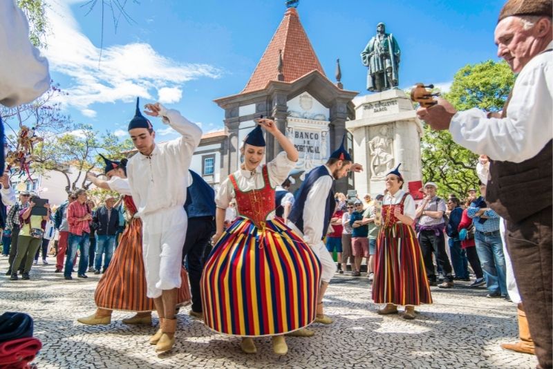 spettacolo folcloristico a Madeira