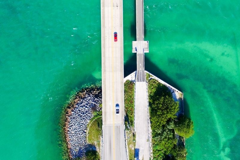 bridge connecting Keys, Florida
