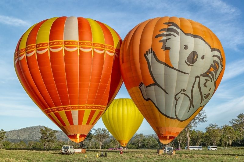 hot air balloon ride in Port Douglas