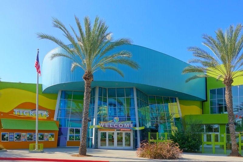 Welcome To The Outlets at Orange - A Shopping Center In Orange, CA