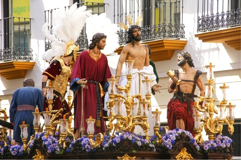 Festlichkeiten der Karwoche Sevilla
