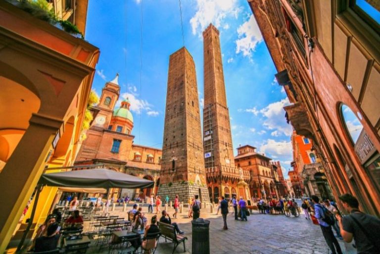 64 Fun & Unusual Things To Do In Bologna, Italy - TourScanner