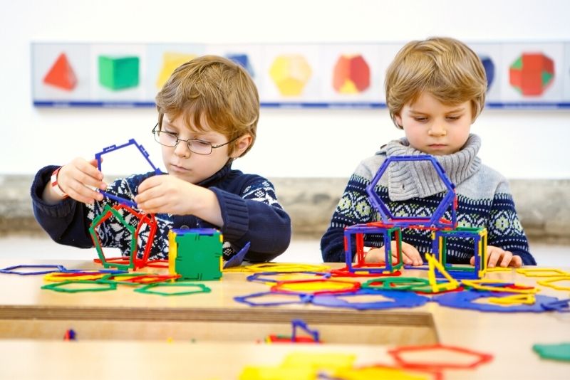 Busy Einstein Cognitive Play Center, St. Louis