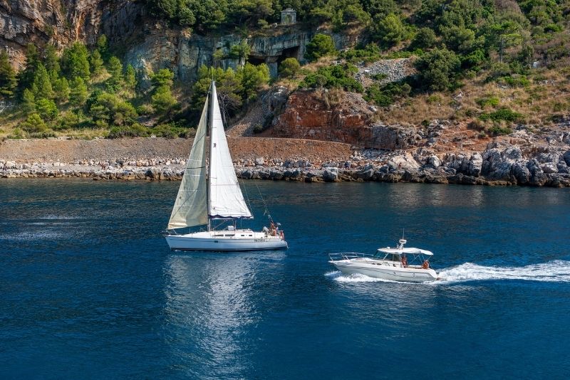 Tour in barca a vela delle Cinque Terre