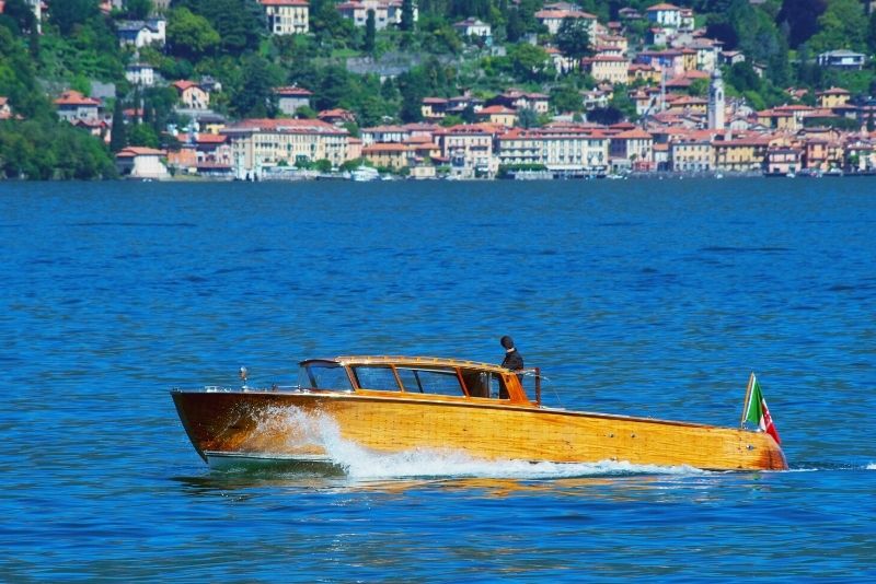 Lake Como boat tour tips