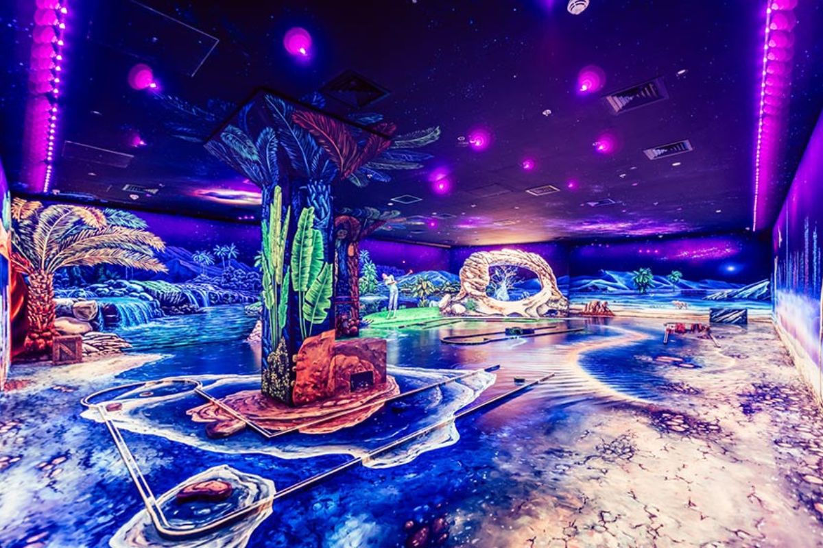 3D Blacklight Mini Golf, Dubai