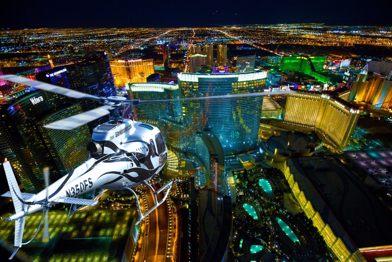 Las Vegas helicopter tour by night