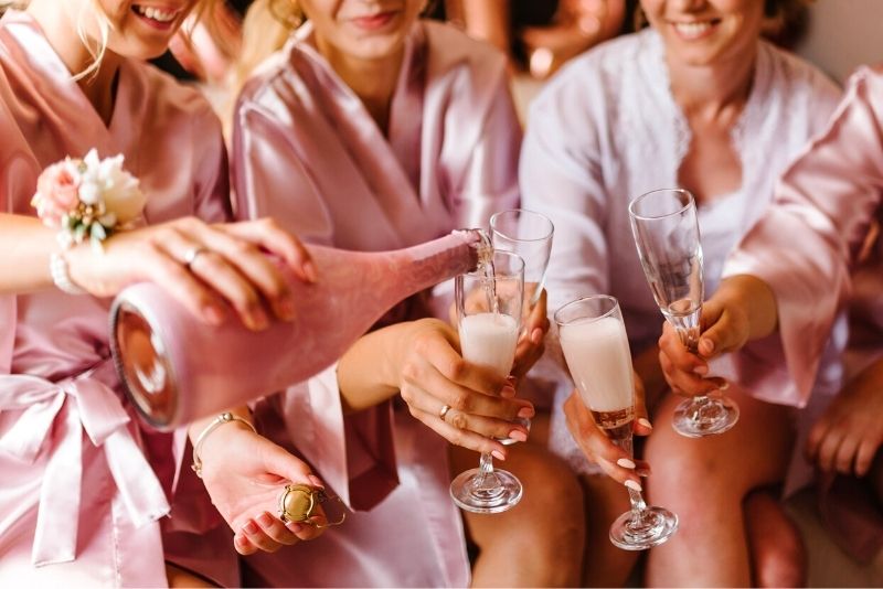 12 Ways to Dive Into a Bachelorette Party Weekend by the Water