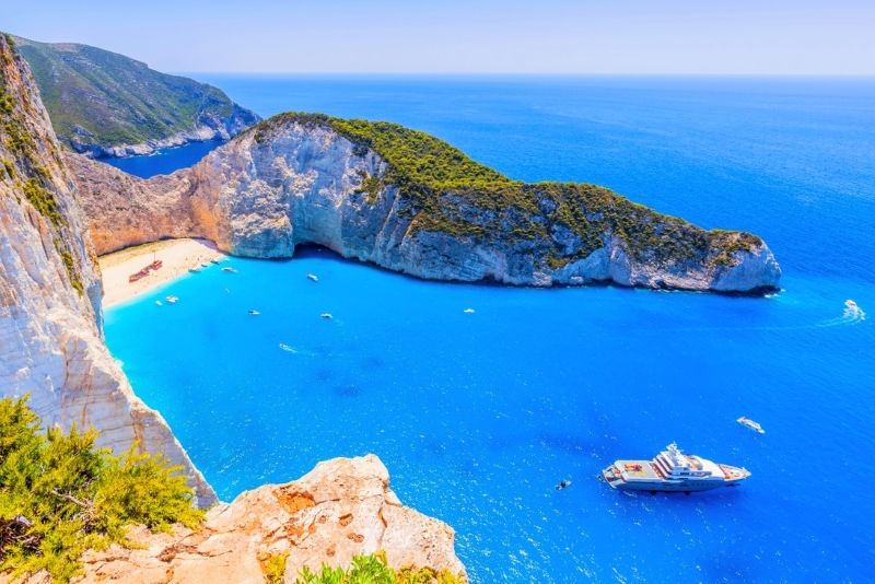 tour boat zakynthos