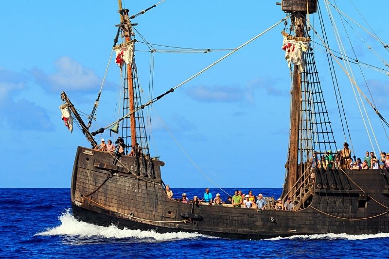 pirate ship tour madeira