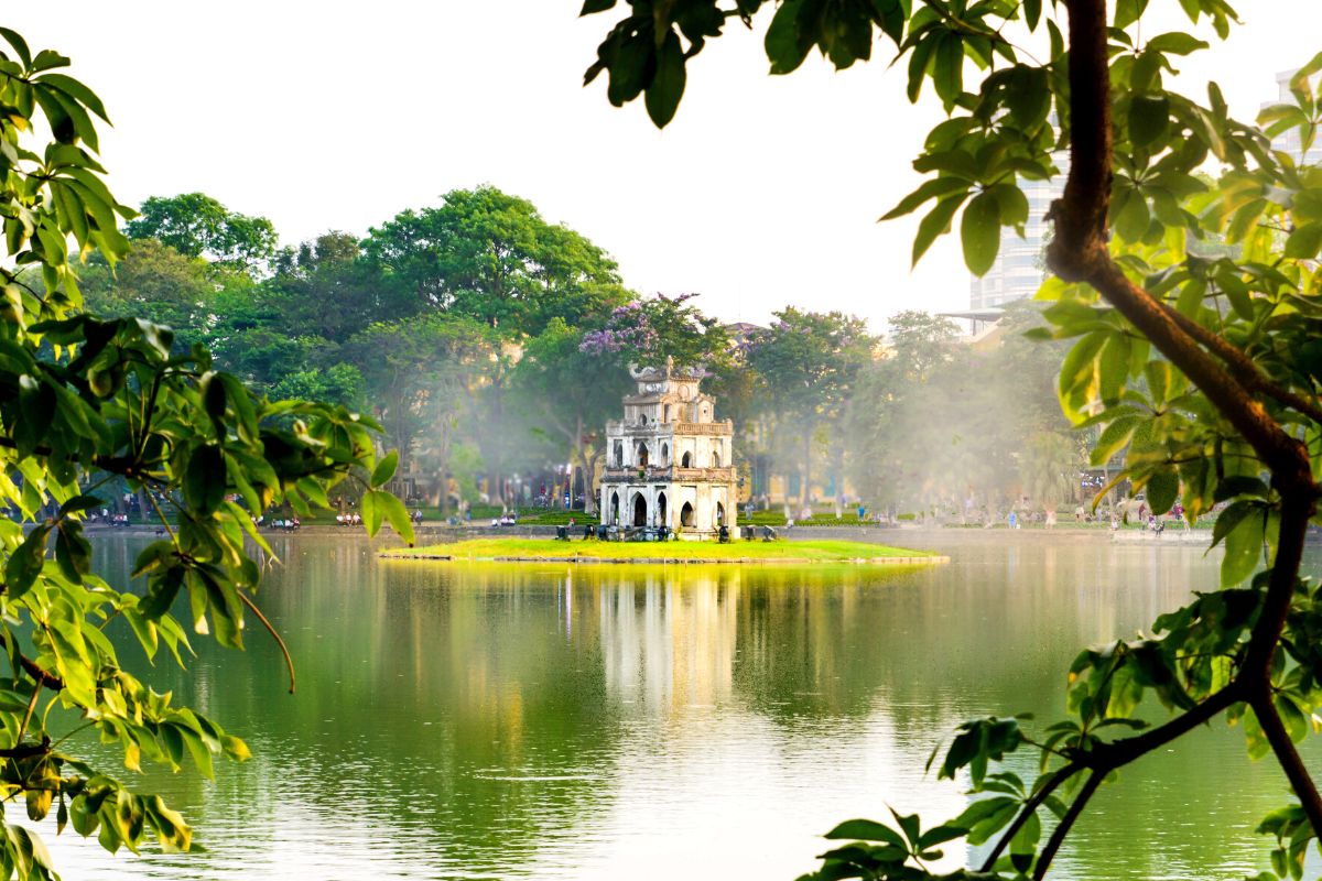 Hoan Kiem Lake, Hanoi