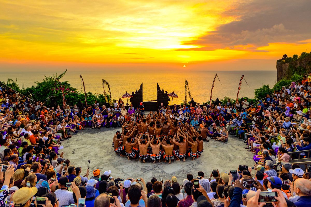 Kecak dance show in Uluwatu, Bali