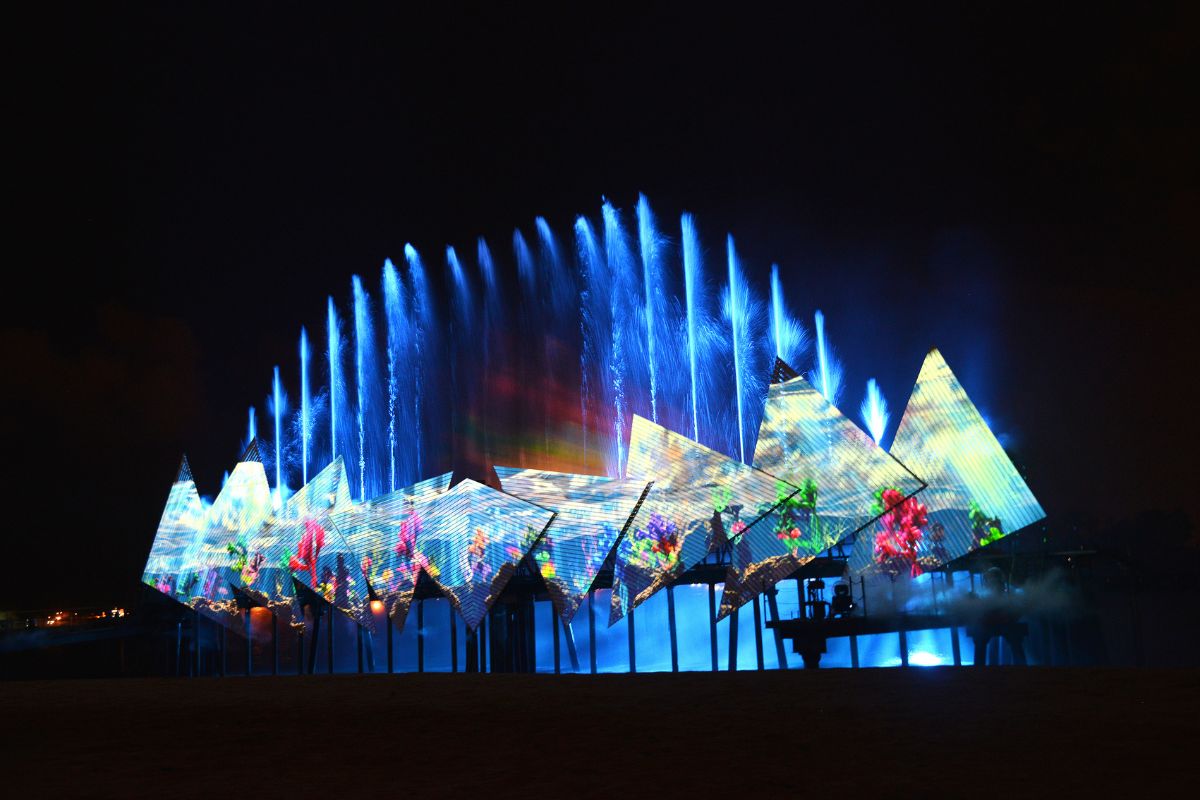Wings of Time show in Sentosa