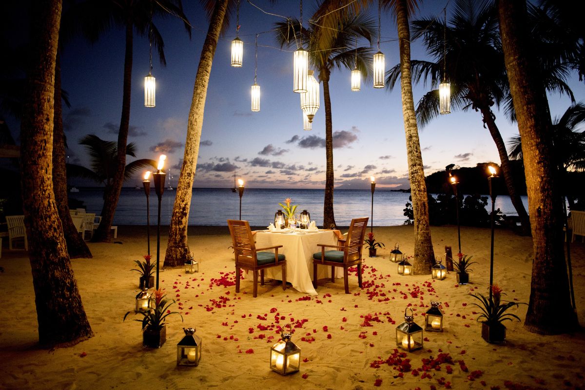 romantic dinner in Lombok