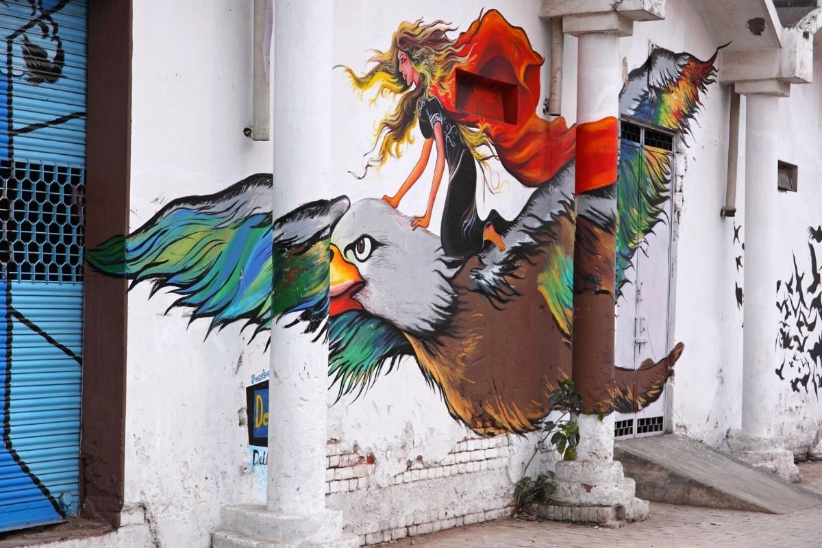 street art tour in Delhi