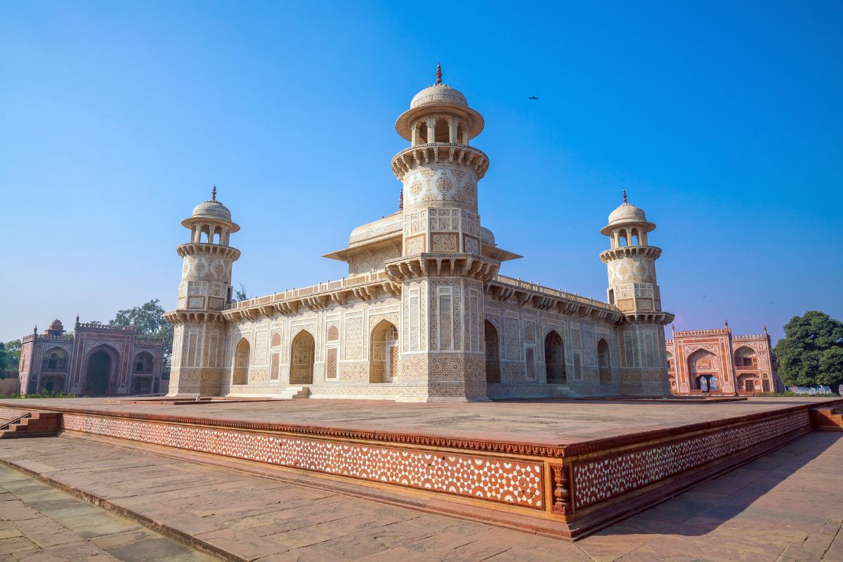 Itmad-ud-Daula, Agra