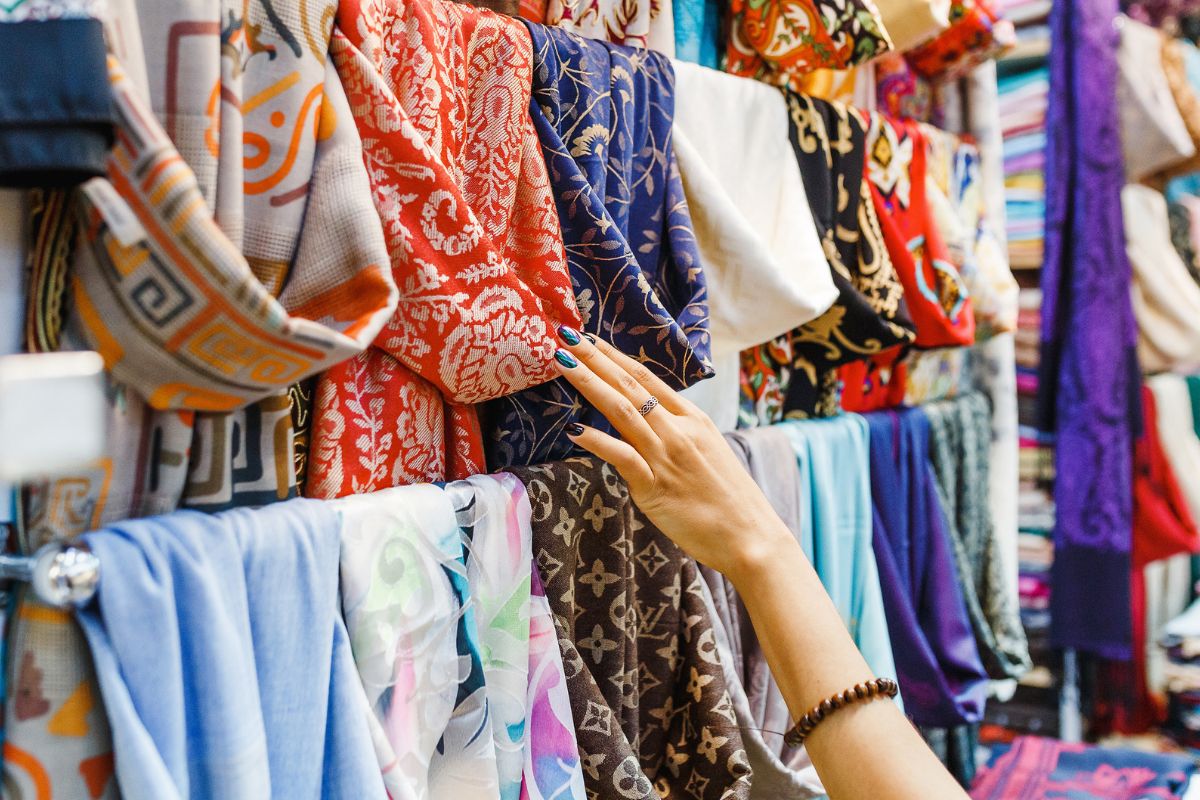 Traditional Bazaars in Agra