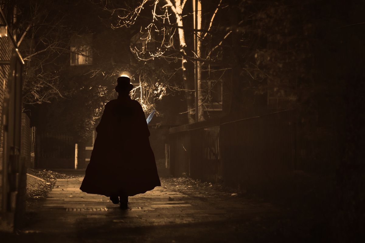 Jack the Ripper tours in Central London