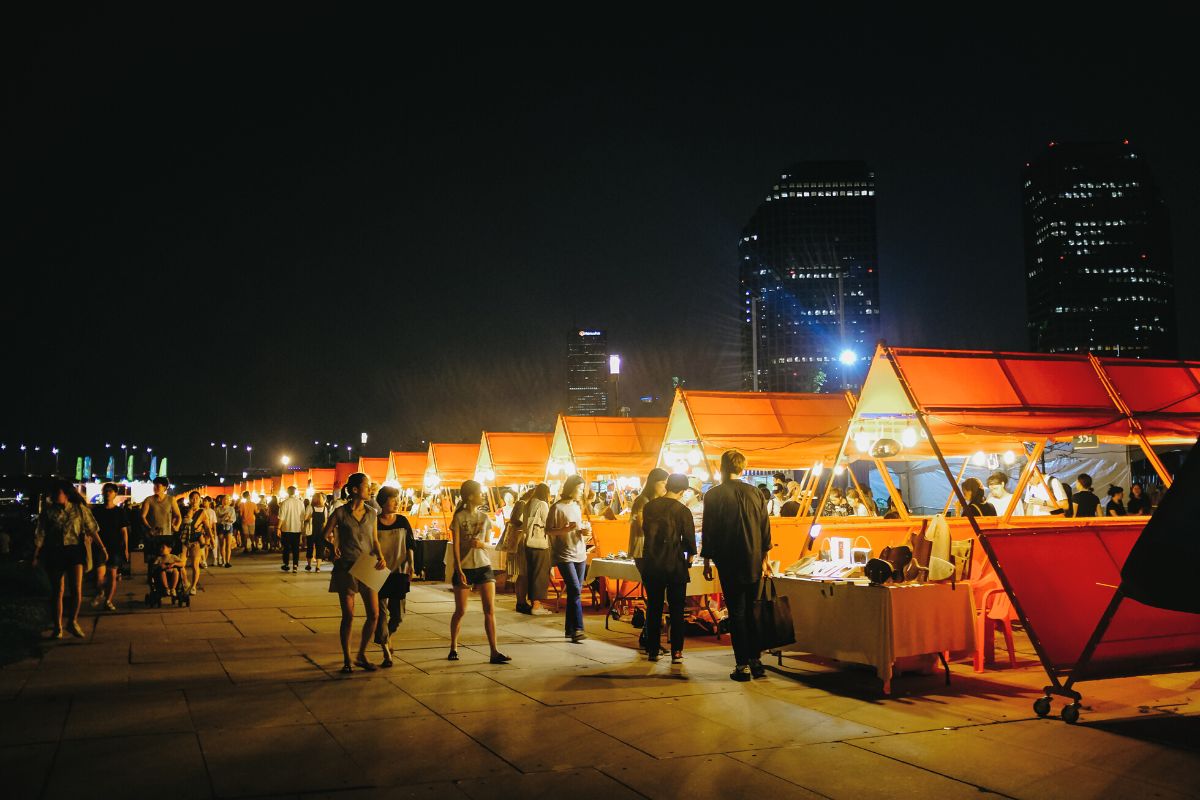 night markets in Seoul