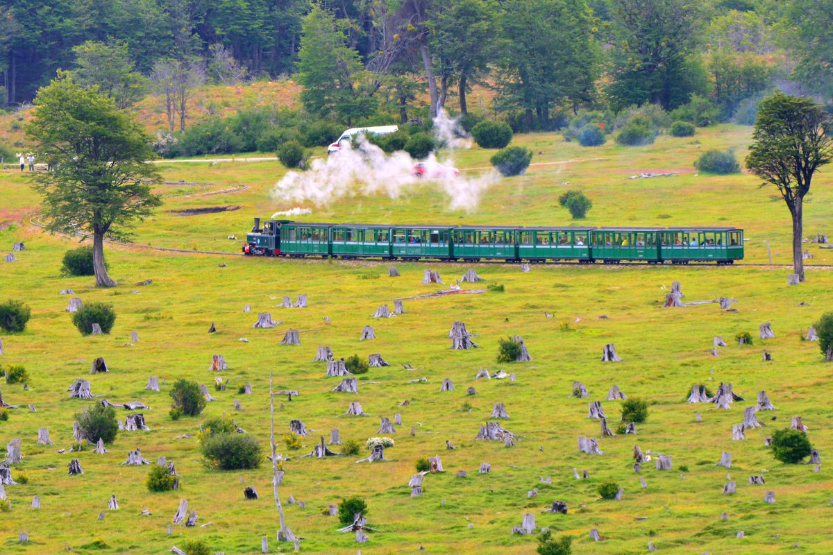 The End of the World Train, Ushuaia