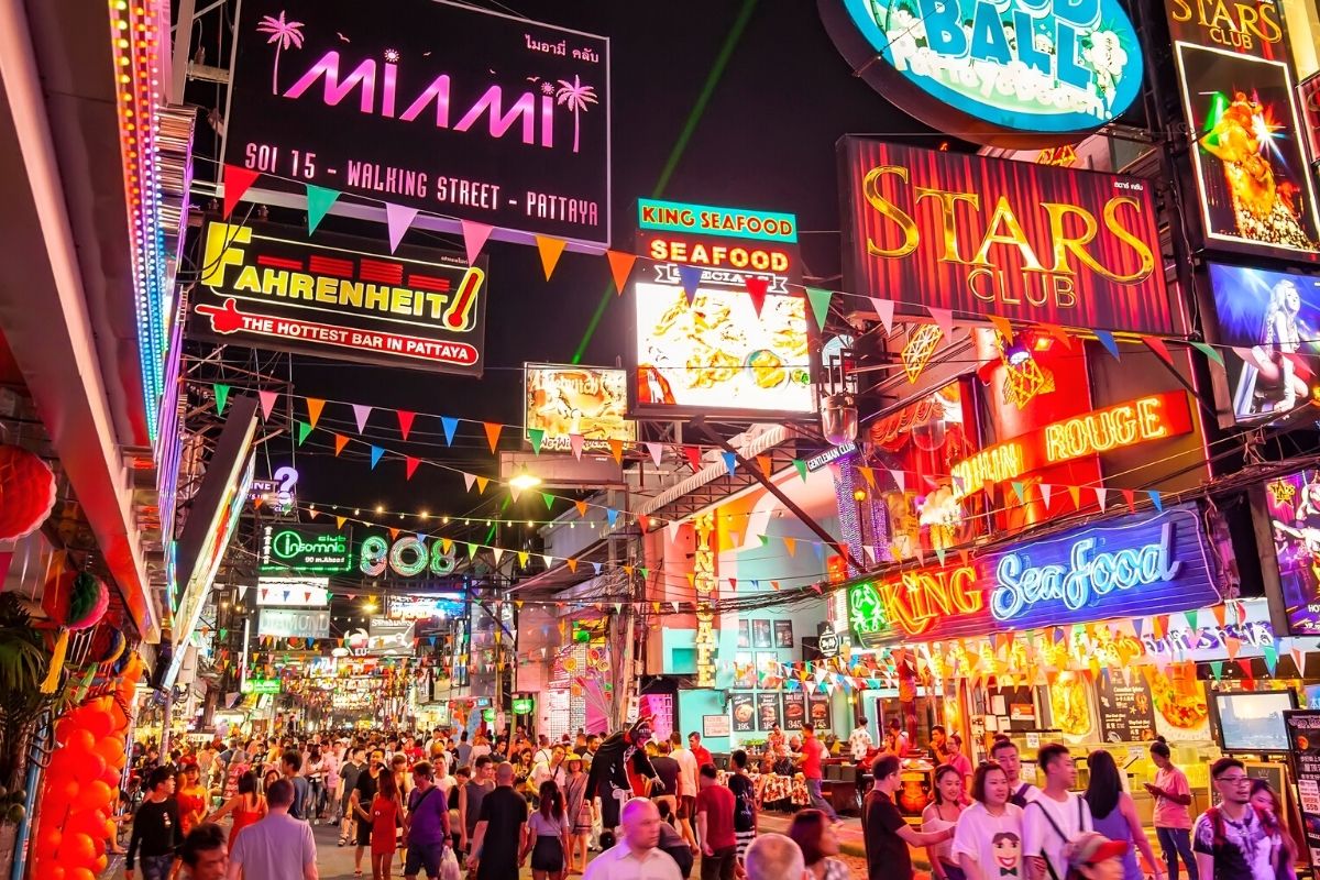 9 things to do on Pattaya's famous Walking Street (that aren't go