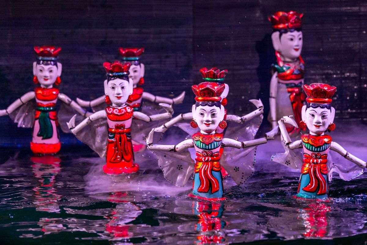 traditional shows in Da Nang