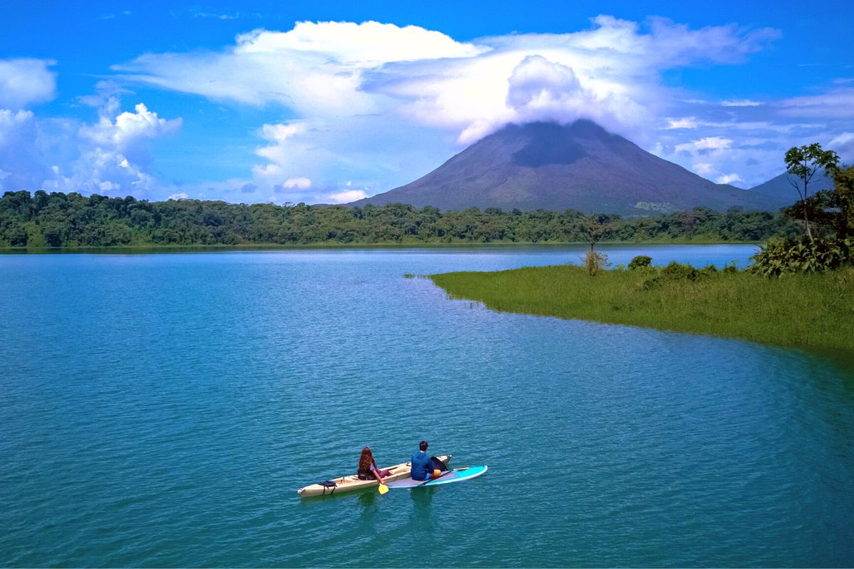 kayaking in Arenal Lake, Costa Rica