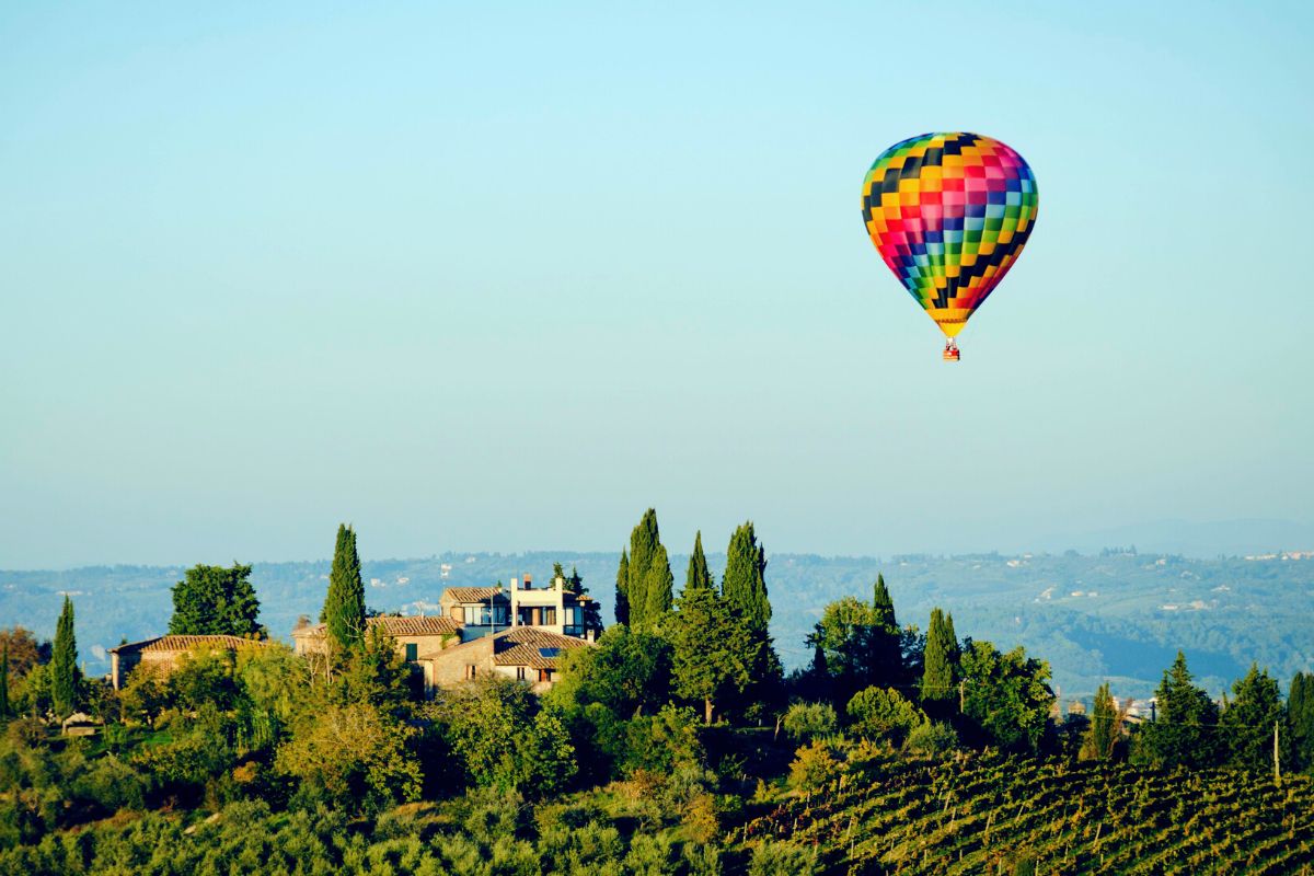 hot air balloon rides in Siena