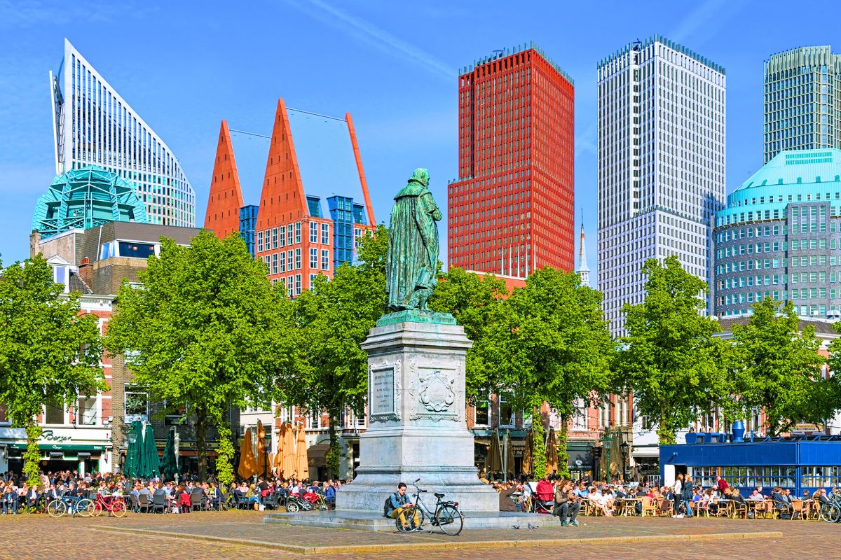 Het Plein, The Hague