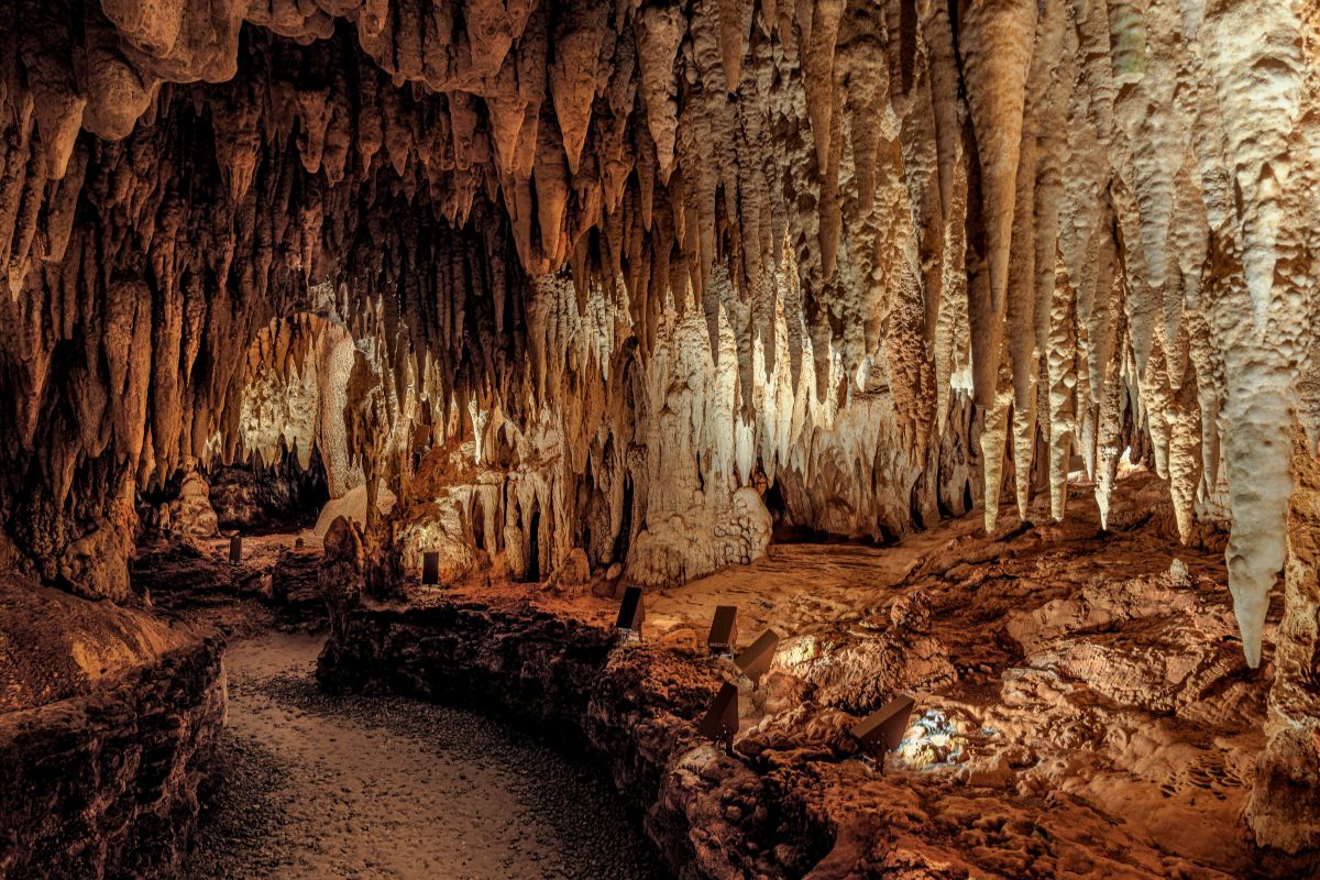 Cayman Crystal Caves, Grand Cayman, Cayman Islands
