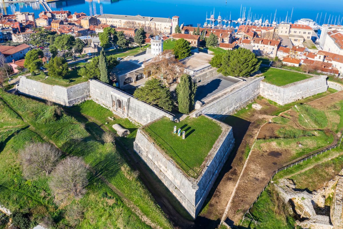 Fortress Kaštel (Castello), Pula