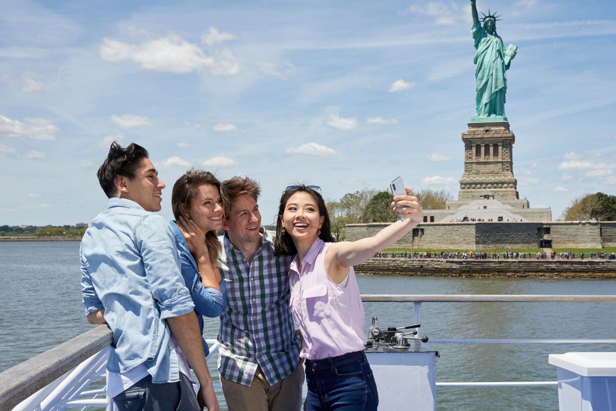 Statue cruise by City Experiences
