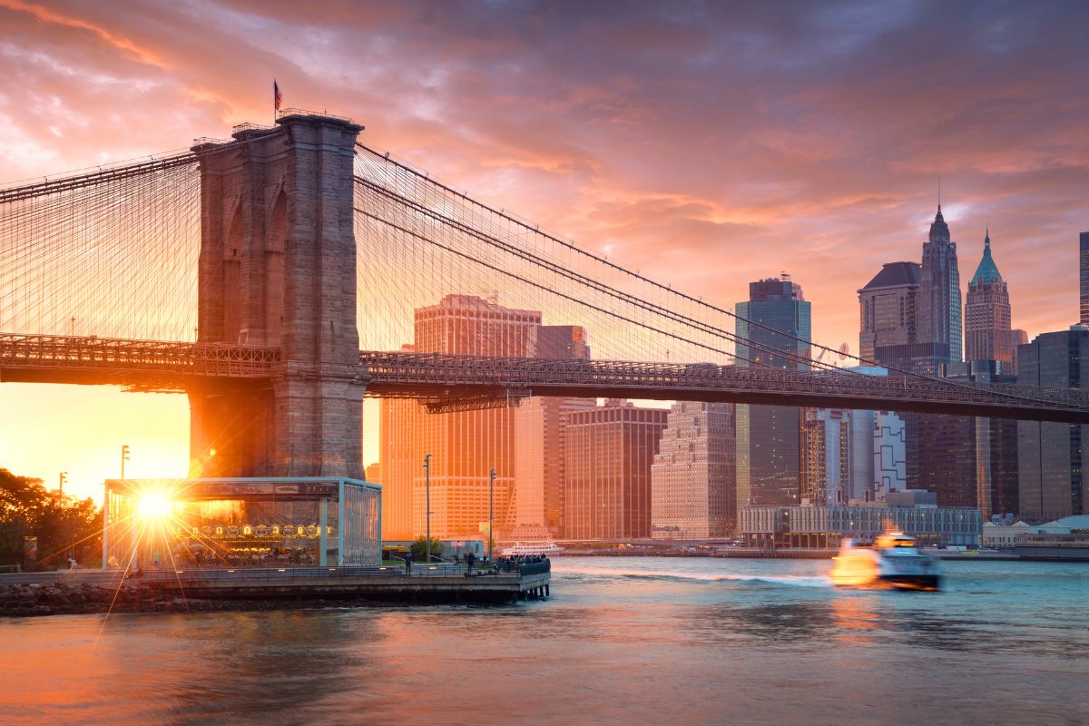 13 Best Sunset Boat Rides in NYC: Our Top 3 & Reviews