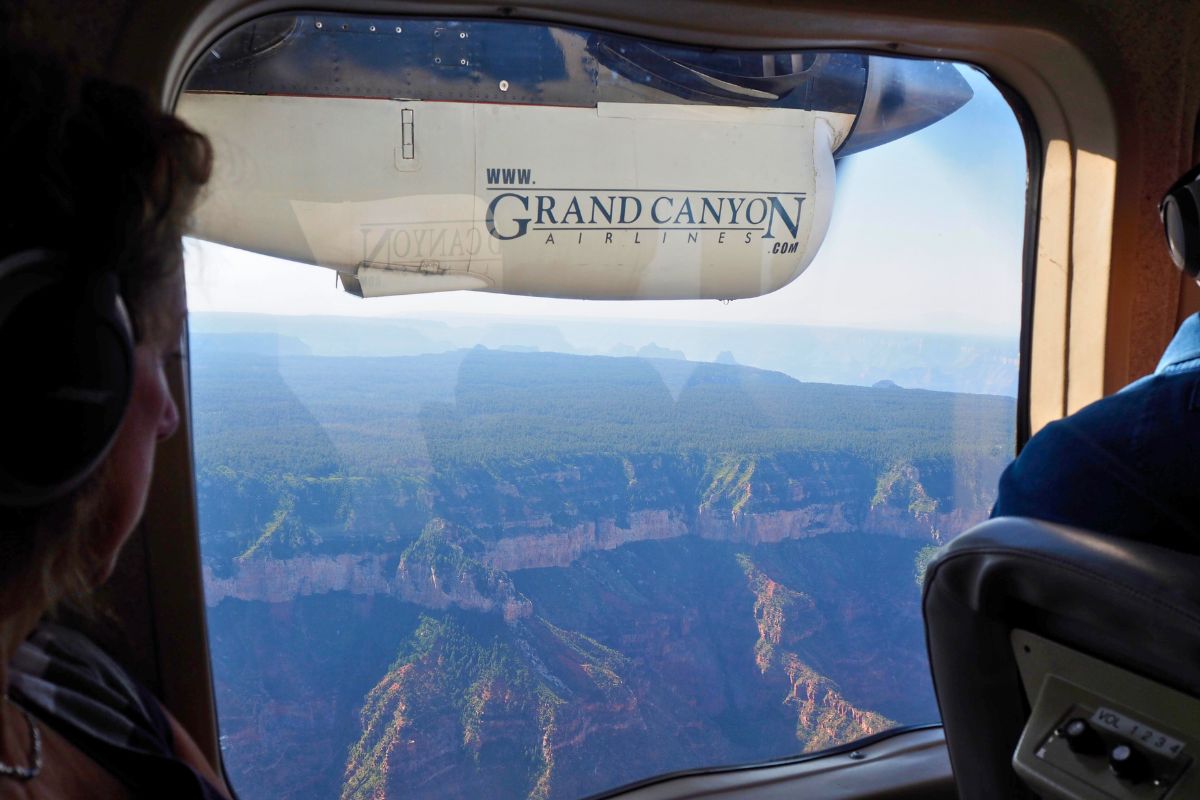 Grand Canyon airplane tours