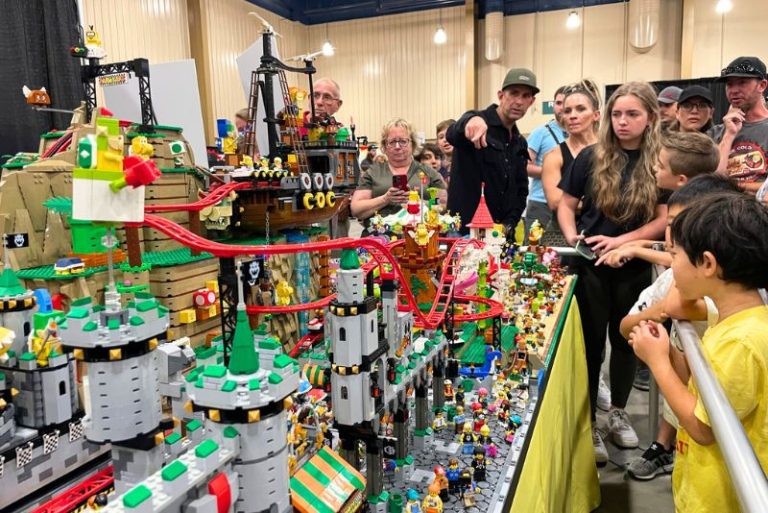 Brick Convention LEGO® Fan Event comes to Los Angeles TourScanner