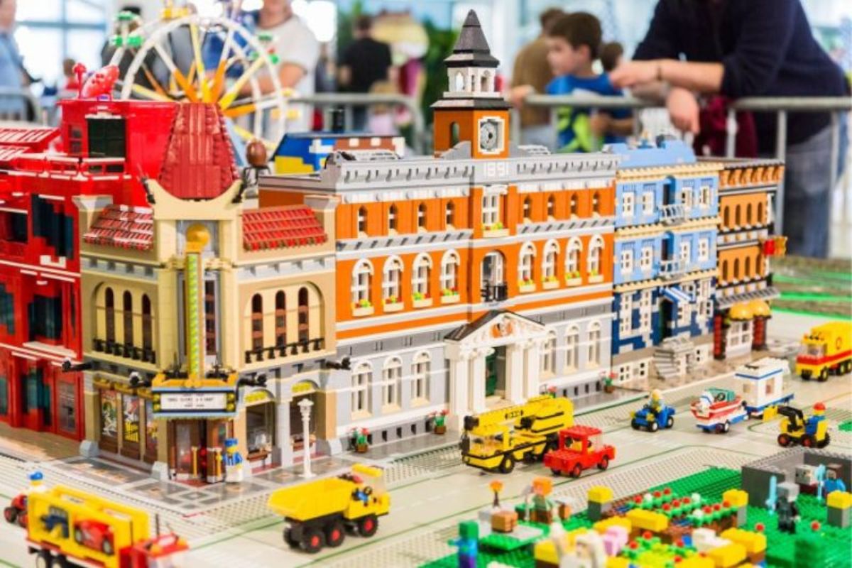 Brick Convention LEGO® Fan Event comes to Los Angeles TourScanner