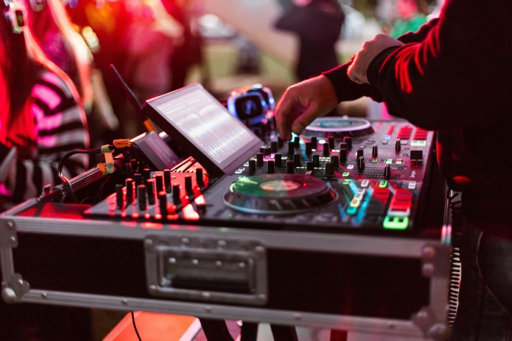 Headsets and Hitmakers: The Silent Disco Dance Party You Can't Miss in ...